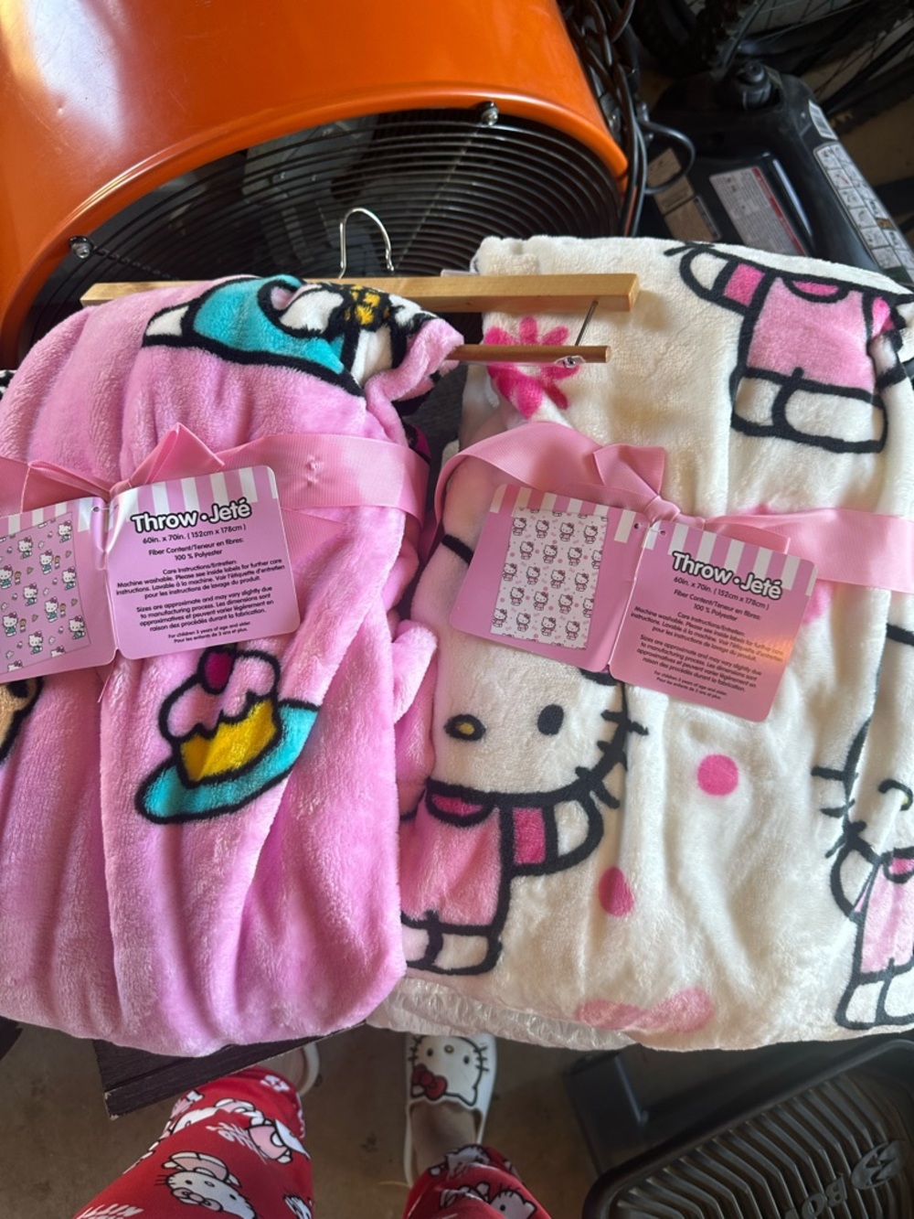 Hello Kitty Kids Plush Throw Blanket Duo - Pink & Cream